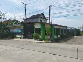 dijual ruko dan rumah tinggal murah lokasi pinggir jalan raya dekat pasar