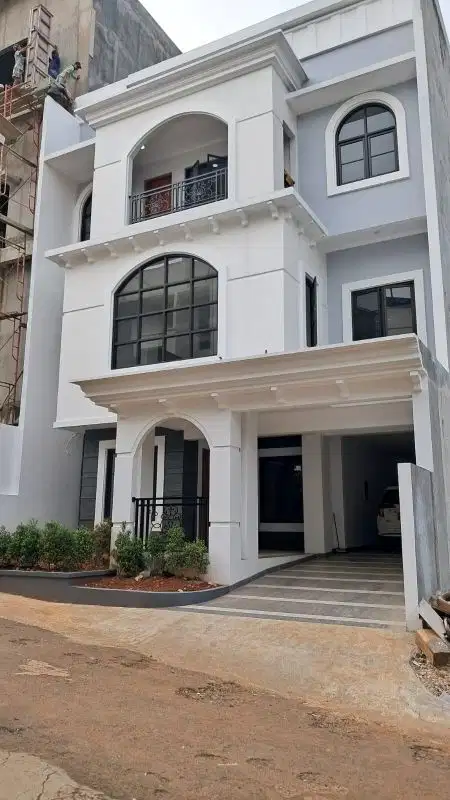 Rumah Dijual Brand New American Classic Lokasi Di Kemang Cilandak