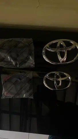 Emblem Hybird toyota fortuner vrz gr trd 2016 -2023