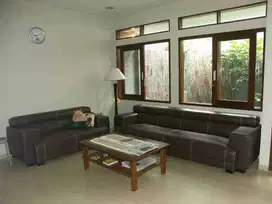 ( BIG SALE) RUMAH SETRA DUTA, BANDUNG, HARGA MIRING , POSISI STRATEGIS , NYAMAN & AMAN , ONE GATE SYSTEM (NEGO)