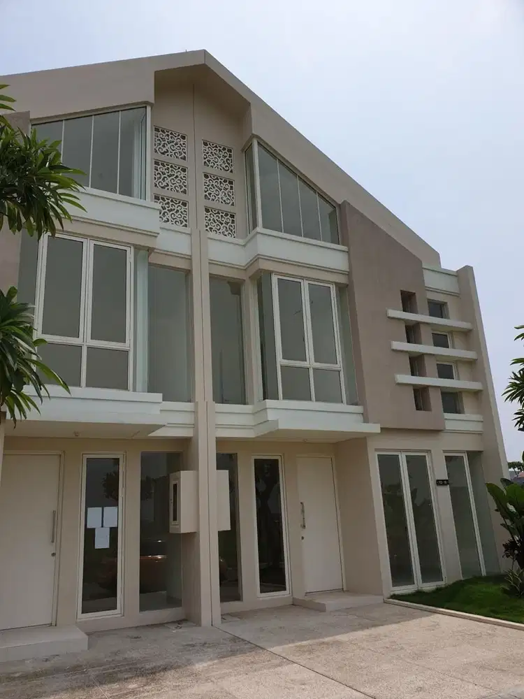 TErMURAH‼️Rumah pakuwon city zimbalj costa