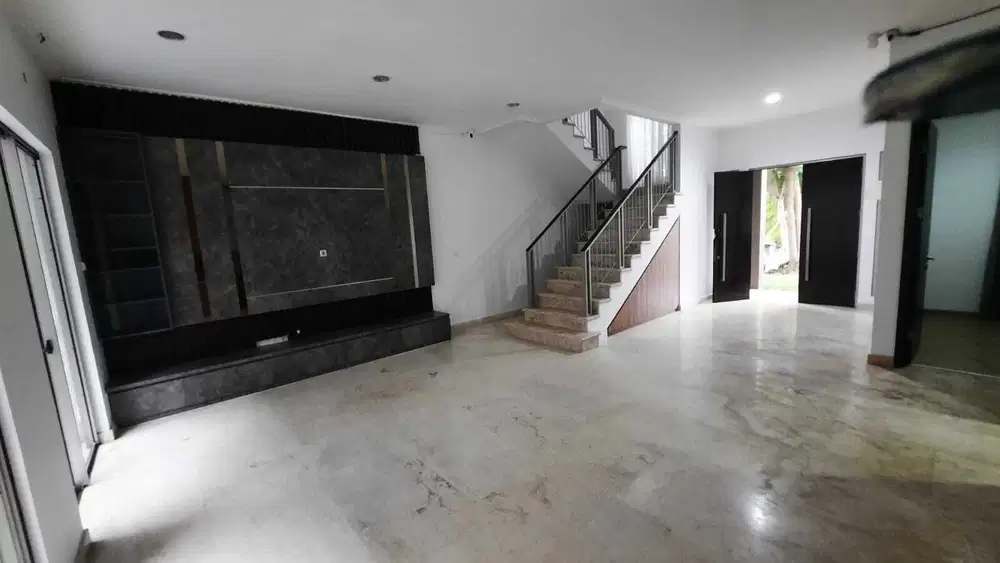 Rumah Golf Island PIK DISEWA Tipe Pine 8x20 Semi Furnish TERMURAH