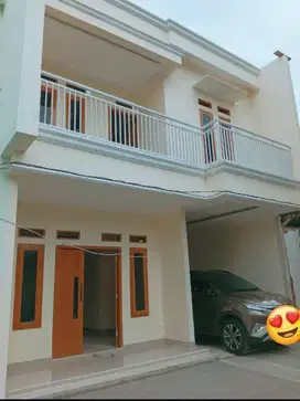 Rumah Murah Rapi Siap Huni 2 lantai di Condet Jakarta Timur