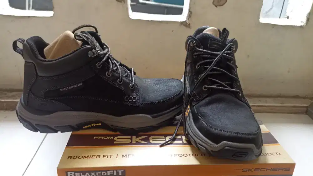 Sepatu Skechers Outdoors Original