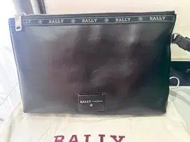 Tas Bally second, baru 1x pake .. masih mulusss