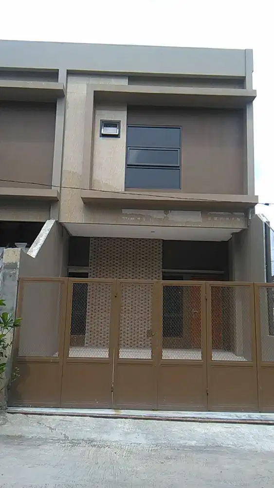 Rumah 2 Lantai Siap Huni di Sayap Peta Dekat Tegalega Bandung