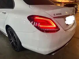 Mercedes-Benz C200 2019 Bensin