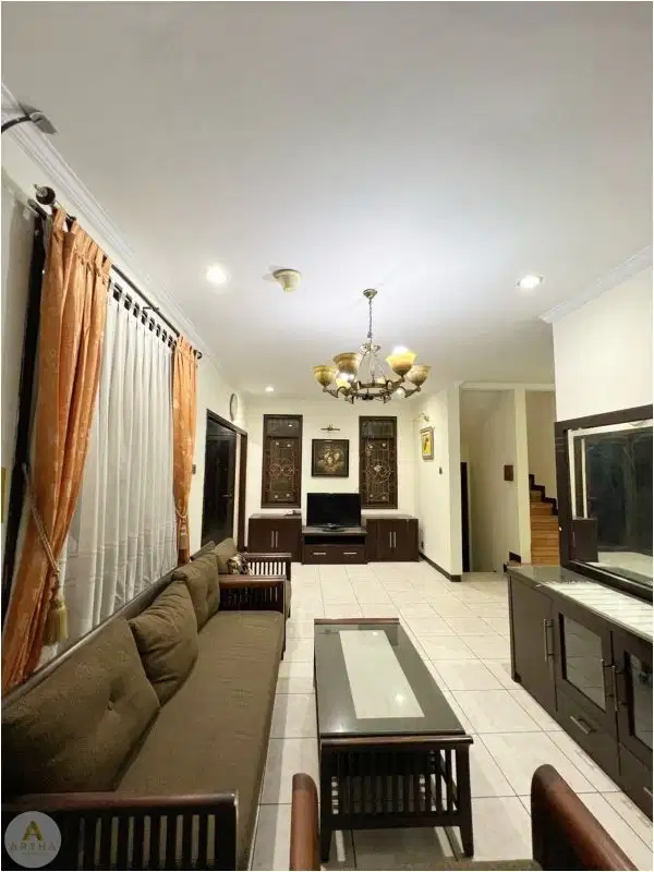 Sewa Rumah Mewah  Full Furnished Wangsakerta Kota Baru Parahyangan