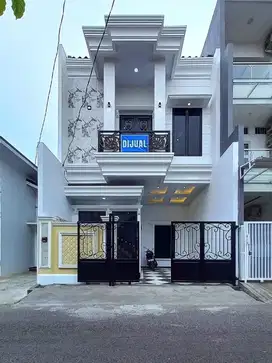 RUMAH BARU SIAP HUNI MODERN DI KAHFI 2 JAKARTA SELATAN