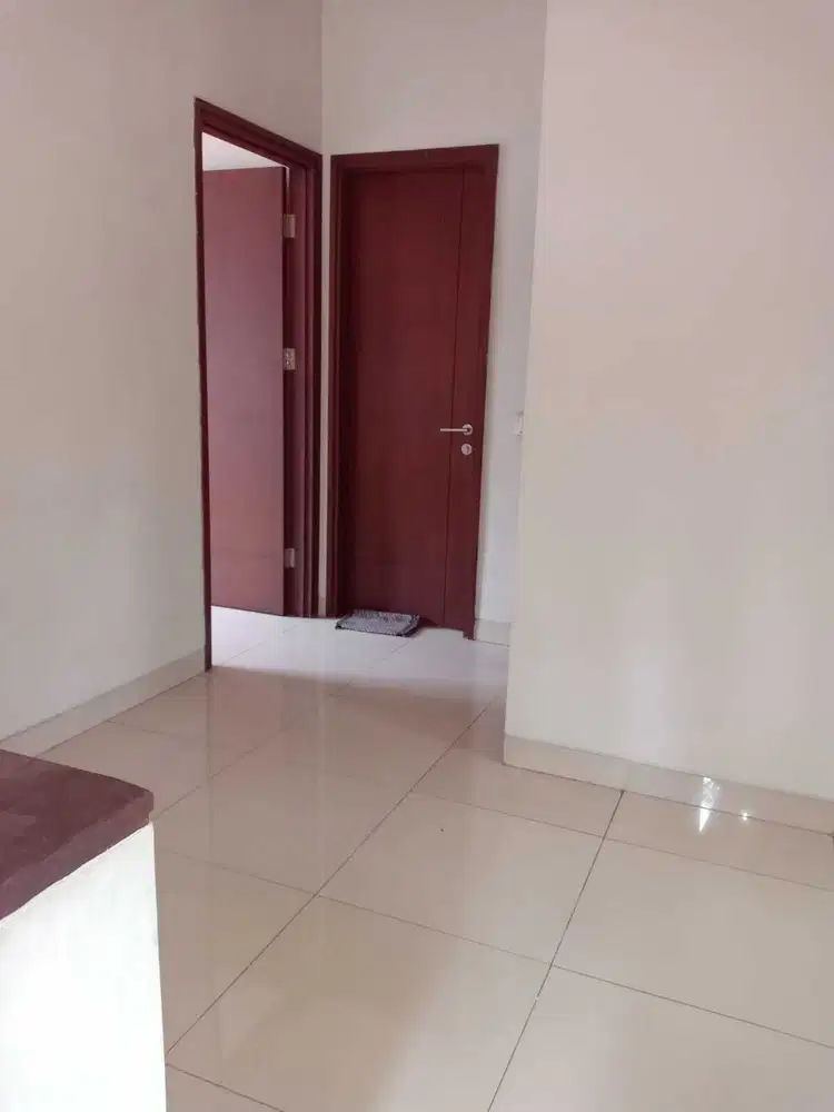 Dijual Rumah Premier Park Modernland