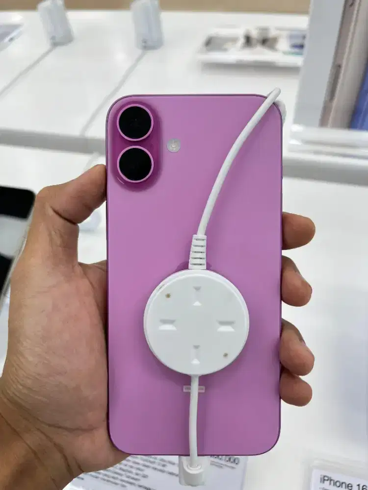 PROMOO IPHONE SEPTEMBER CERIA