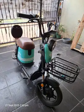 Dijual Sepeda Listrik Seken Selis Tipe Rinjani - Jarang dipakai.