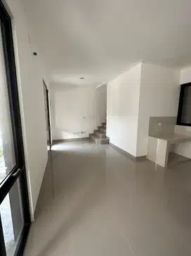 Di Jual Murah Rumah uk. 6x10 Milenial City PIK 2 Extension Kosongan