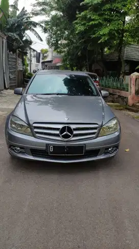 Mercedes-Benz C200 2011 Bensin