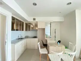 Jual Cepat Apartemen 2 BR Semi Furnish Akses Mall Di Bekasi