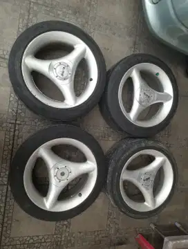 Velg Antera 3 spoke R16 + ban