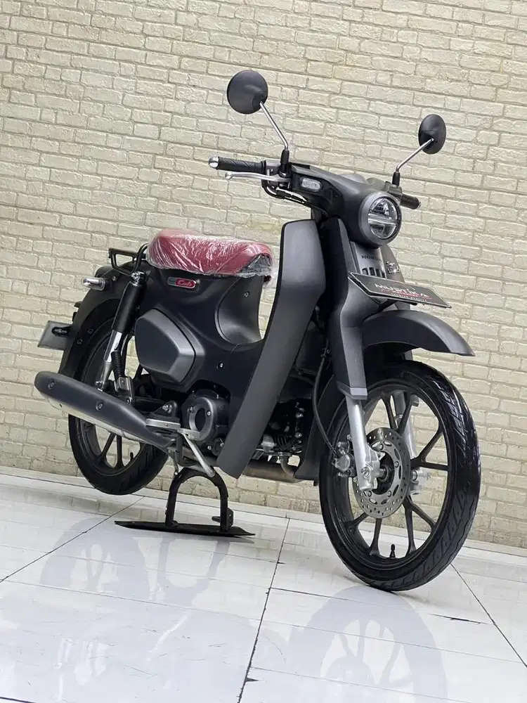 KOLEKSIAN BOS! Honda C125 2023 Matte Black
