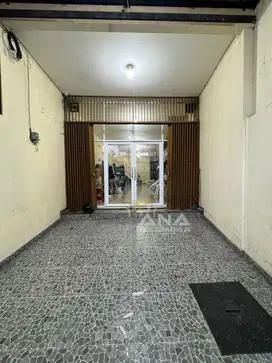 ANA RUMAH NGANTONG LT.100M DI JELAMBAR ra
