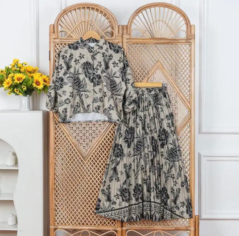 Baju wanita batik