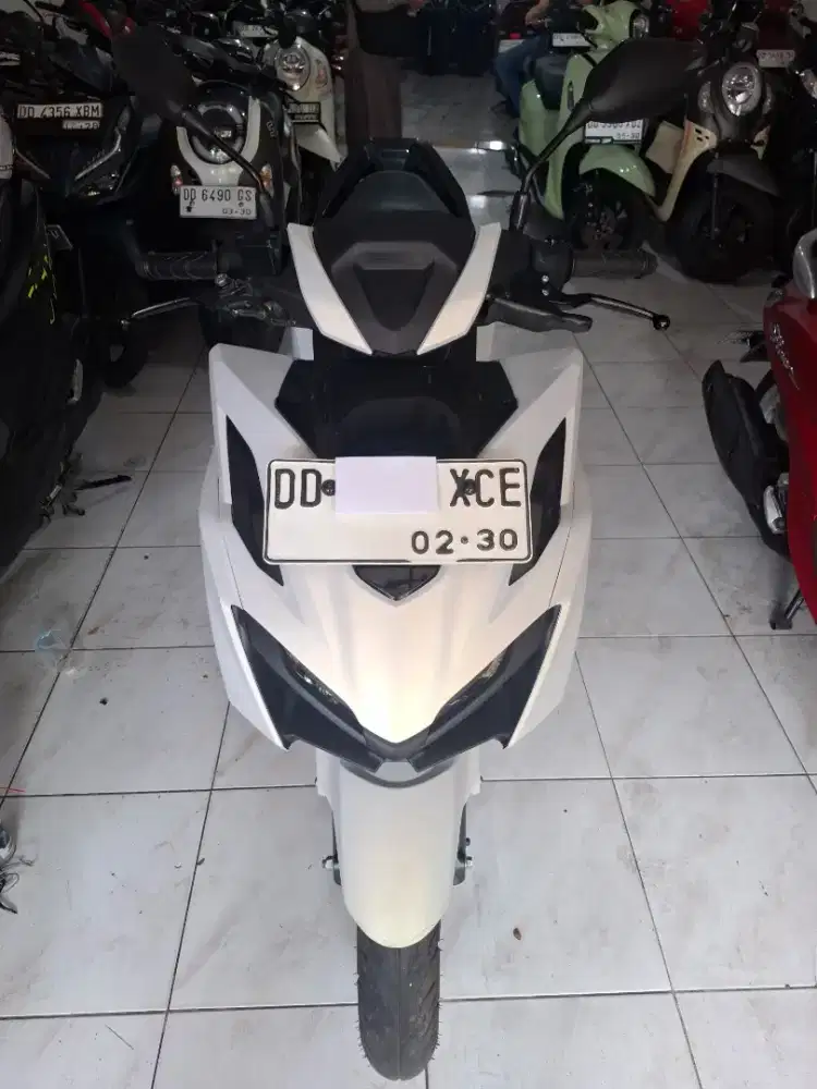 Honda vario 160cc 2025 putih cbs