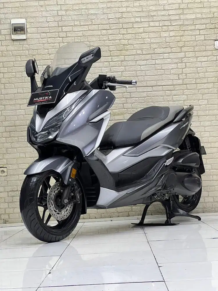 MATIC SULTAN FITUR MEWAH! Honda Forza 250 2019 Grey