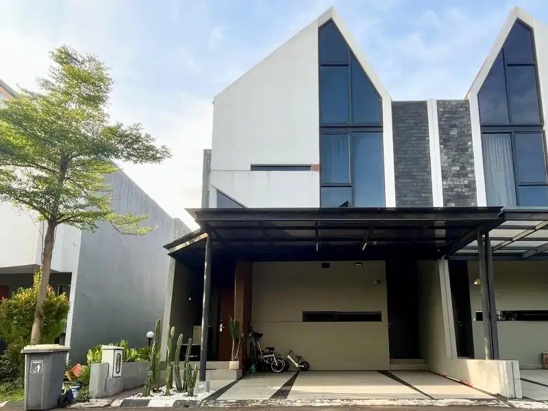 RUMAH FULL FURNISHED CLUSTER PREMIUM DEKAT MRT LEBAK BULUS