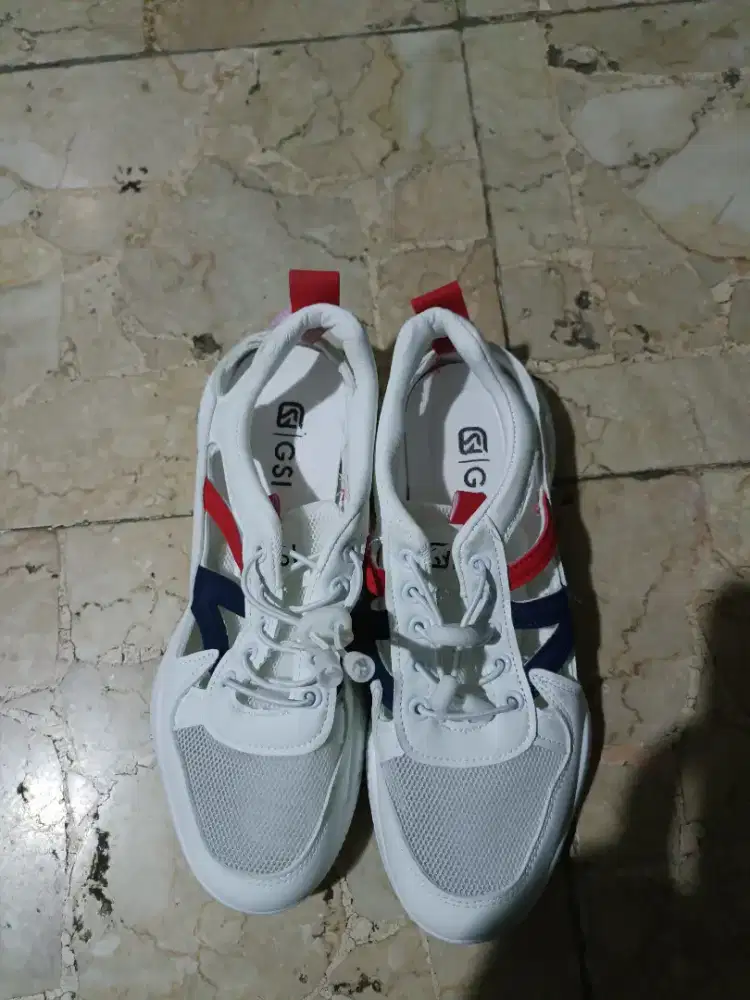 Sepatu Gaul Wanita