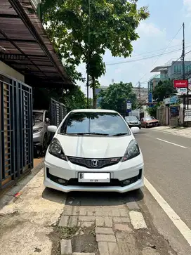 Honda Jazz RS AT 2013 Putih