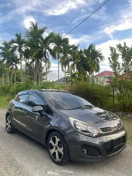 Kia rio automatic 2014