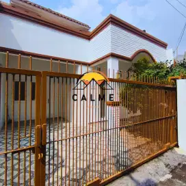 Sewa Rumah 2 Lantai Lokasi Strategis Di Tebet