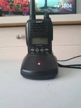 HP Alinco DJ-A10 VHF FM Transceiver Hitam - FULL SET - PRELOVED