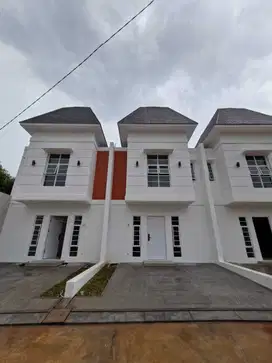 DIJUAL Murah Rumah Ready Stok di Kranggan Cibubur dekat Tol