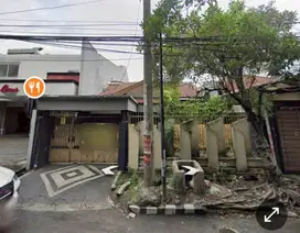 Rumah Vintage Terawat Surabaya Barat Cocok untuk USAHA Raya Sukomanung