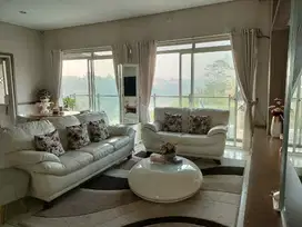 Dijual Rumah Mewah  Lux Furnished di Kota Baru Parahyangan