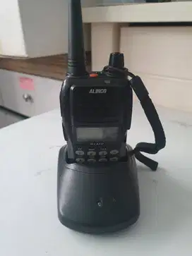HT ALINCO DJ-A10 VHF FM Transceiver - no adaptor