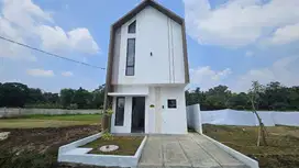 Rumah dijual 2 lantai tanpa DP dan biaya biaya lokasi strategis