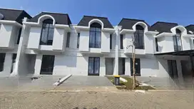 SEWA Rumah Citra Garden Bintaro Area