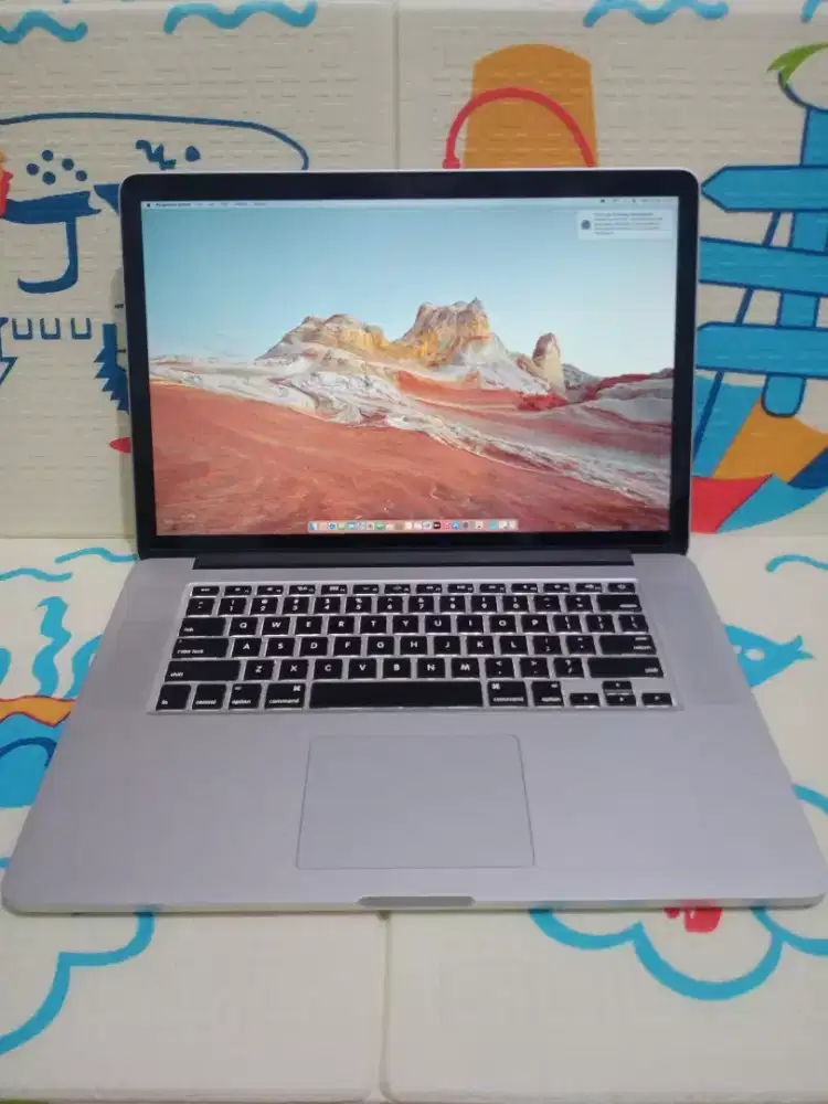 Laptop Murah MacBook Pro Retina 15in 2013 core i5 i7/SSD 128gb