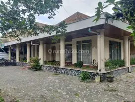 Murah  Rumah murah lokasi strategis mainroad riau, bandung