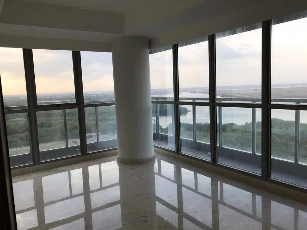 Disewakan Apartemen Gold Coast PIK, 3 br, bagus, sea view