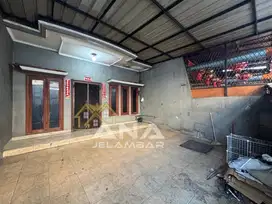 ANA RUMAH UK 6X22M PINGGIR JALAN RAYA JELAMBAR ra