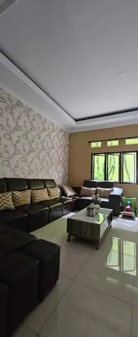Dijual cepat rumah mewah jakarta timur villa cibubur indah Semi furnis