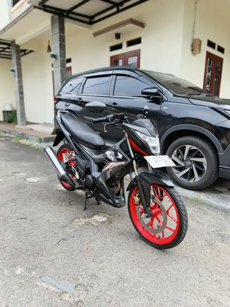 Honda sonic 150R tahun 2018