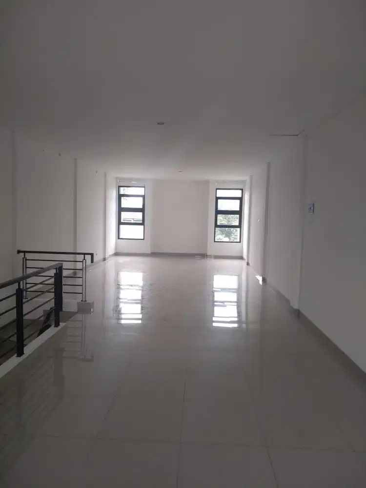 Termurah! Ruko 3 lantai di Batununggal Bandung