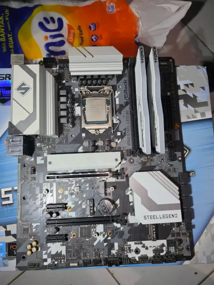 I5 11400F | B560 STEEL LEGEND | RAM 16GB 3200 | PSU 550 80+