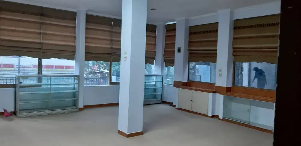 Dijual Ruko di Cikutra dekat RS SANTO YUSUP Itenas Widyatama Cicadas
