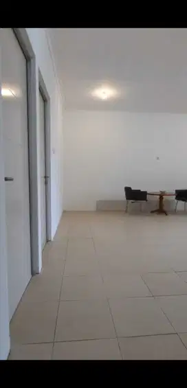 Ruko Siap Pakai di Harapan Indah 2 Bekasi Cocok Untuk Usaha/Kantor