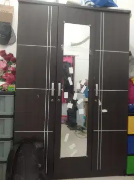 Lemari kayu/Lemari Baju