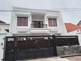 RUMAH BARU MEWAH MEREKAH KOMPLEK PONDOK BAMBU