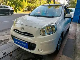 NISSAN MARCH 1.2 MT 2013 
JL.RAYA JEMURSARI MOBIL 1717 SURABAYA